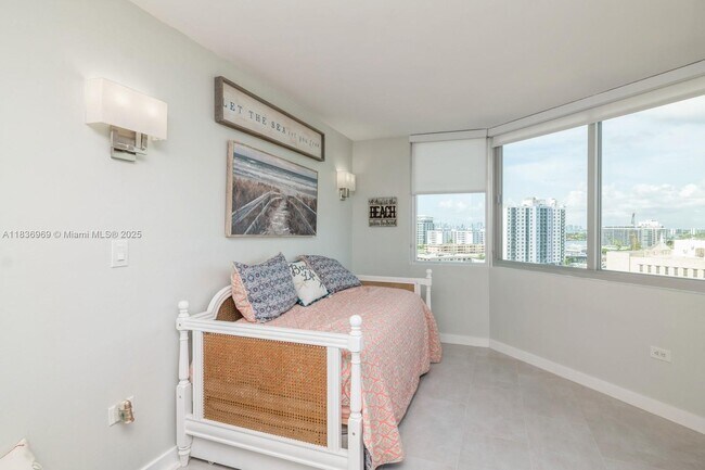 Building Photo - 7135 Collins Ave