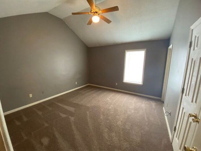 Building Photo - 3BR/2BA For Rent