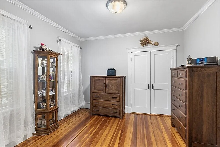 Building Photo - 95 Auckland St