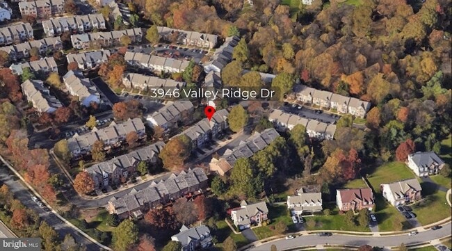 Building Photo - 3946 Valley Ridge Dr