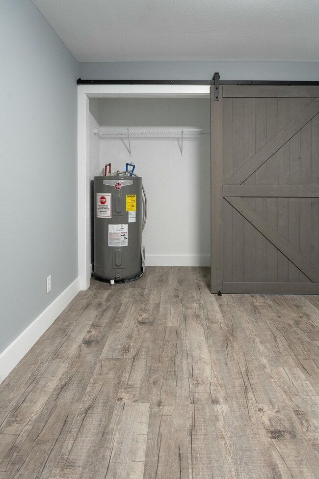 Building Photo - 2267 Old Parksville Rd NE