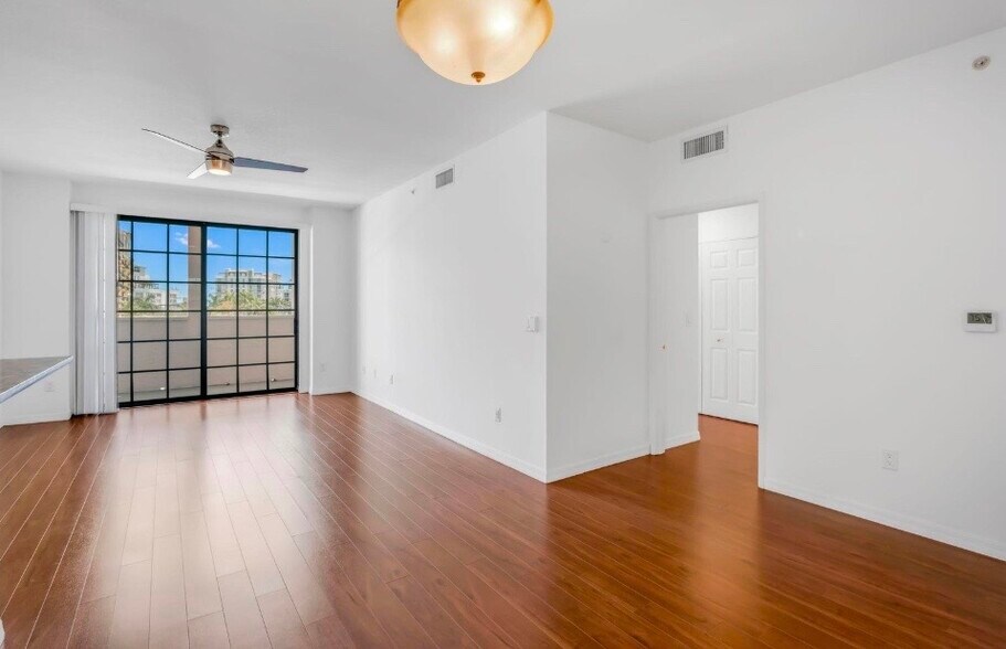 233 S Federal Hwy 233 S Federal - 233 S Federal Hwy Boca Raton Fl Building Photo 