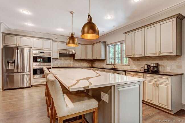 Building Photo - 76 High Hill Cir