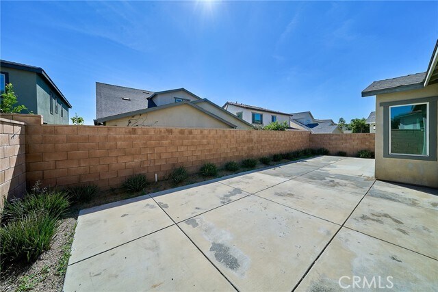 Building Photo - 2622 E Embry Ln