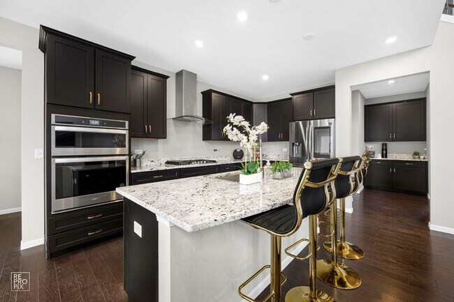 Building Photo - Luxury Five Bedroom Plainfield Rental