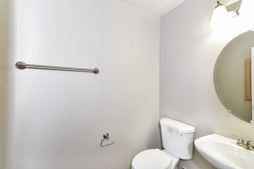 Building Photo - 3451 White Mission Dr