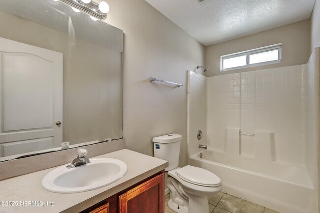 Building Photo - 9703 Cedar Ridge Dr W