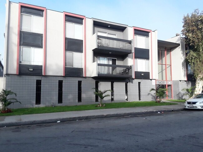 Interior Photo - Cerise  (Fountain Villa)