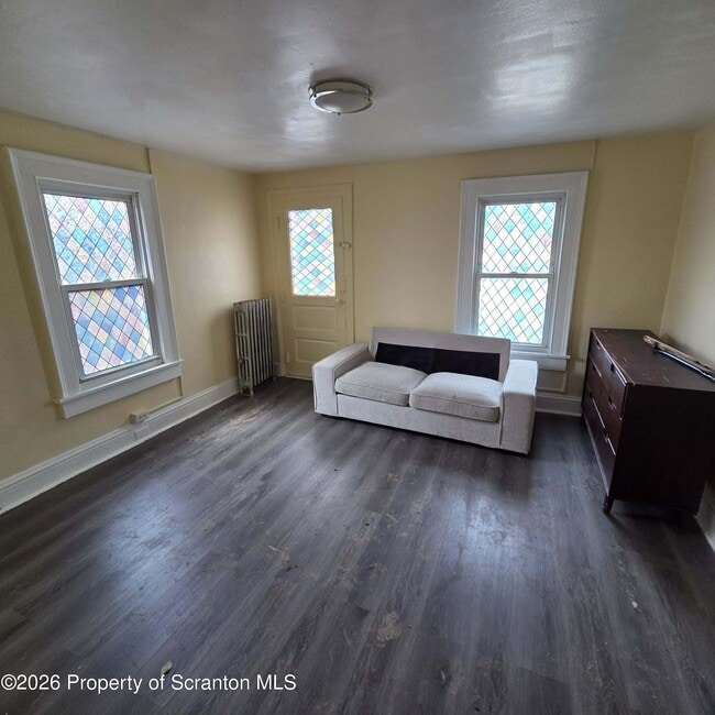 Building Photo - 114 N Hyde Park Ave