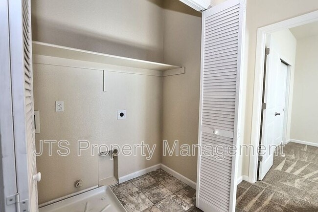 Building Photo - 2488 Ben Ali Wy