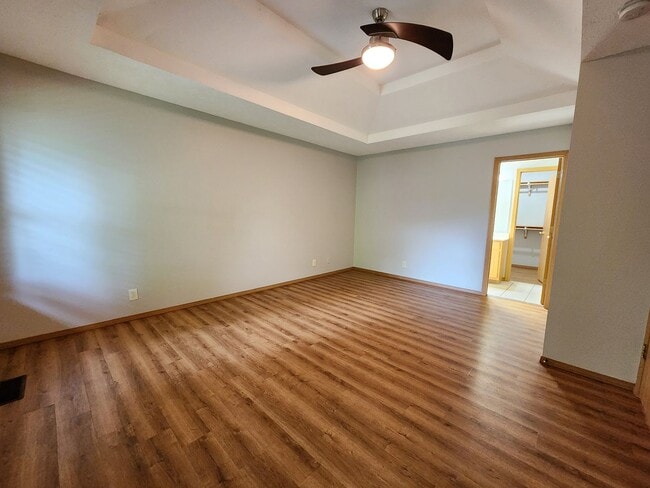 Building Photo - Spacious 2-Bedroom, 2-Bathroom Home AVAILABLE NOW!!