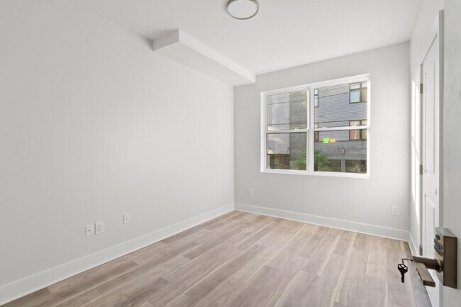 Building Photo - 3938 Haverford Ave