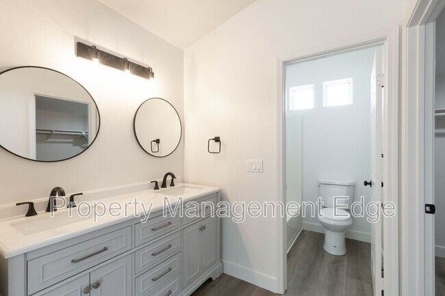 Building Photo - 24078 Whistling Swan Rd