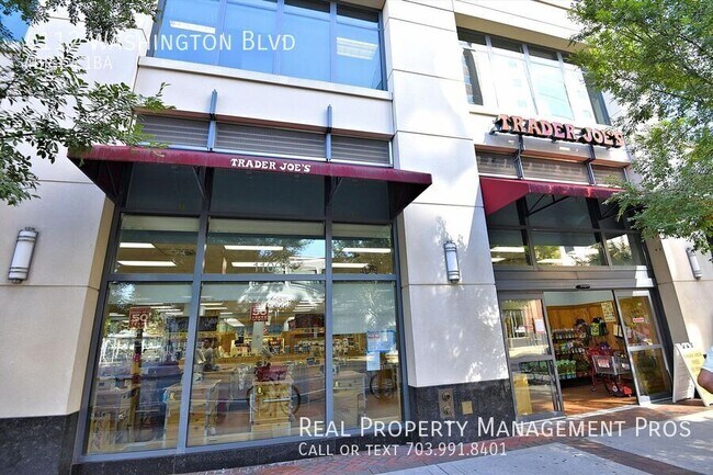 Building Photo - 4112 Washington Blvd