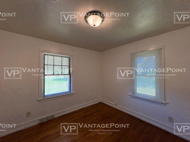 Building Photo - 2224 Ullmer Ct