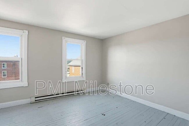 Building Photo - 13 N Maryland Ave