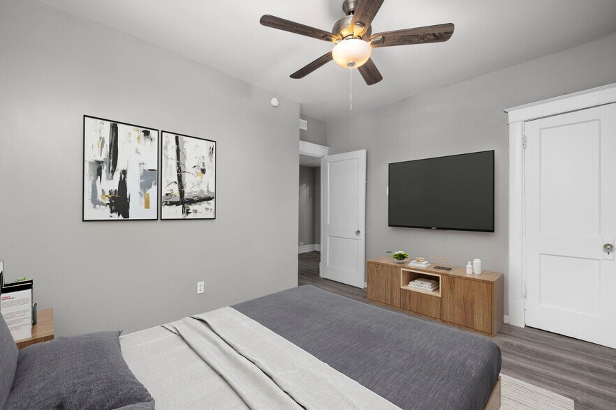 Bedroom 2 - 3115 Lackland Ave
