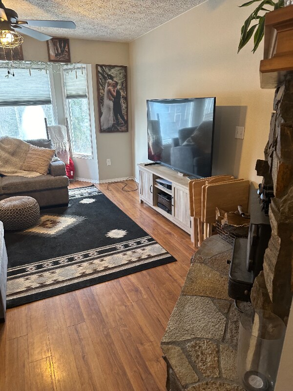 Building Photo - 9202 Cam Island Cir