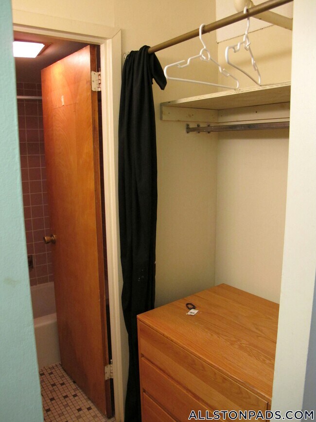 Building Photo - 1110 Commonwealth Ave