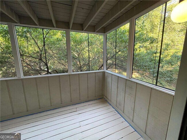 Building Photo - 803 Wynnes Ridge Cir SE