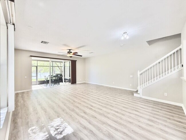 Building Photo - 10130 Westpark Preserve Blvd