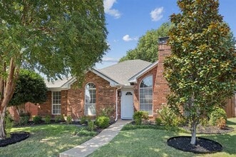 Building Photo - 1823 Dew Valley Dr