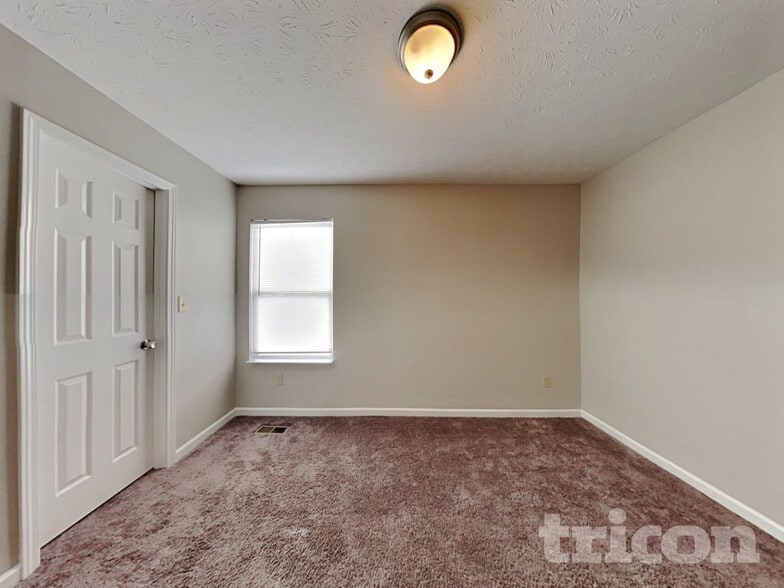 Building Photo - 1485 Bluestem Dr