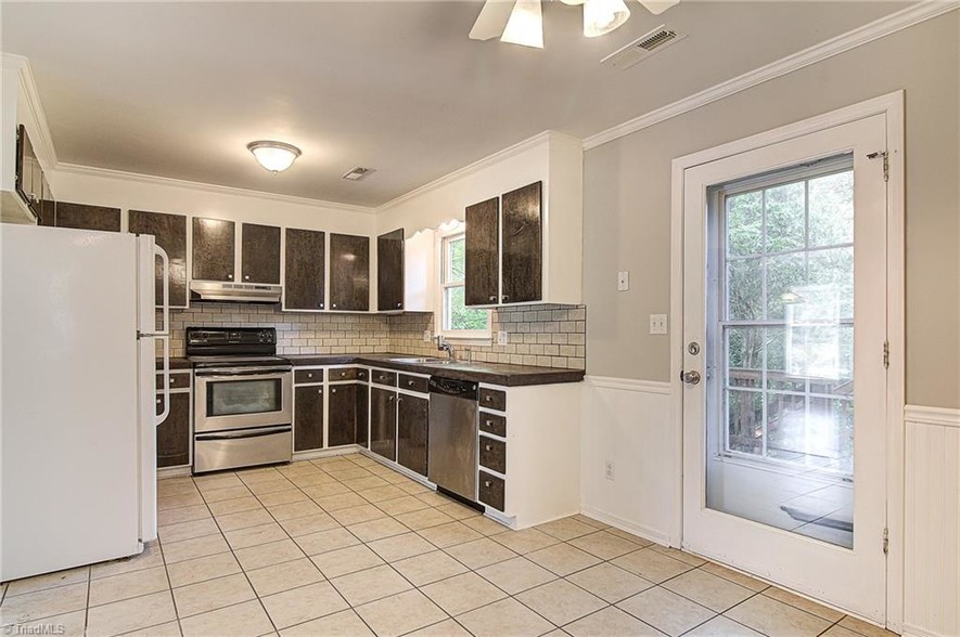 Building Photo - 1508 Trinity Garden Cir