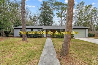 Building Photo - Suburban Heights-4 bedroom/ 2 bath