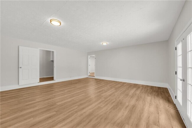 Building Photo - 5722 Port Dr