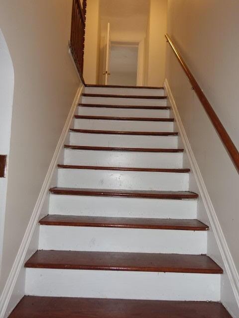 Building Photo - 8205 Outer Dr E