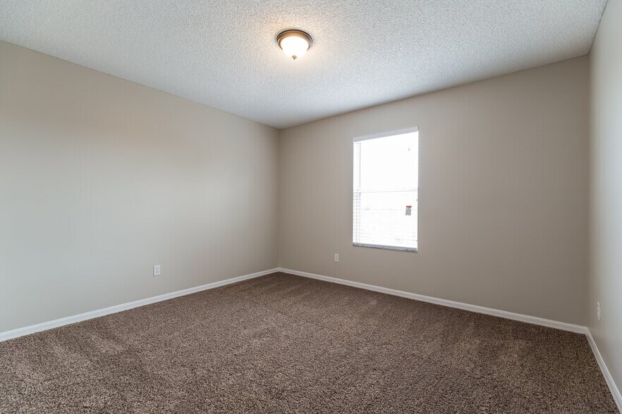 Building Photo - 2307 Cerberus Dr