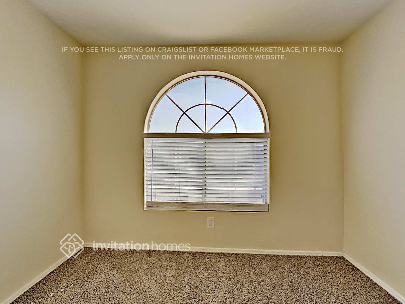 Building Photo - 9728 W Sunnyslope Ln