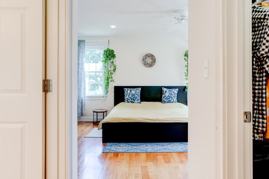 Building Photo - 3 Hawthorne St