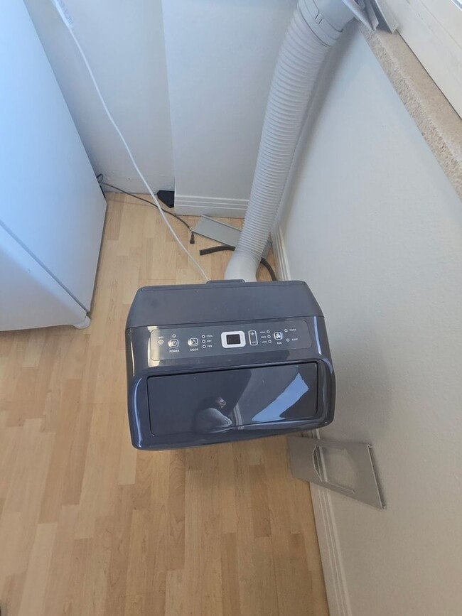 Building Photo - 1196 N Grant St