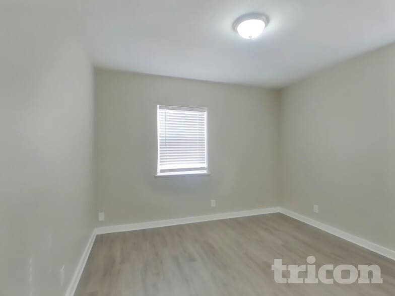 Building Photo - 10301 Sorrills Creek Ln