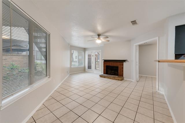 Building Photo - 2307 Balsam Dr