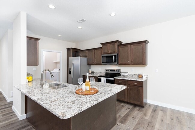 Building Photo - Your Luxury Cottage Awaits!