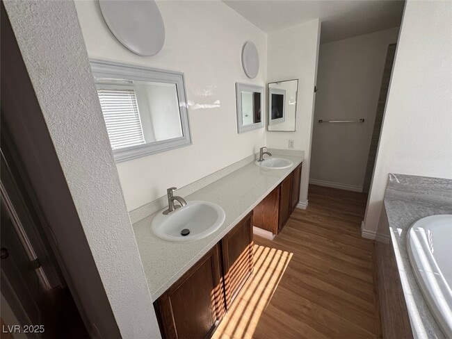 Building Photo - 6429 W Birchcrest Ct