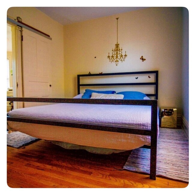 Bedroom 2 (Queen) - 1519 Greenleaf St