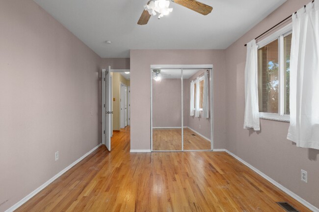 Building Photo - 926 Barbara Ann Ln