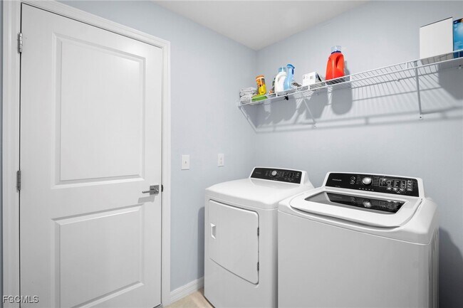 Building Photo - 17741 Paradiso Wy