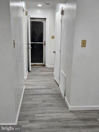 Building Photo - 55 Holly Dr