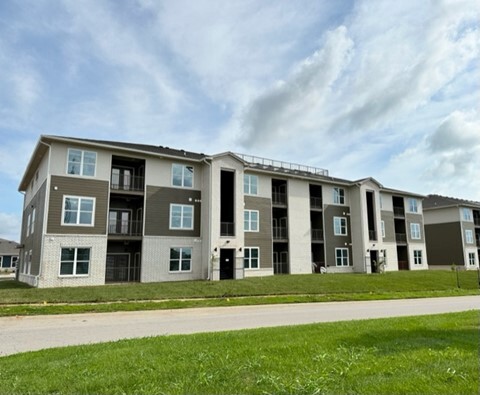 Building Photo - Kearney Ridge - Affordable Housing