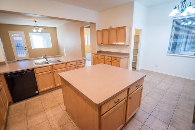 Building Photo - 1604 Laguna Nigel Dr