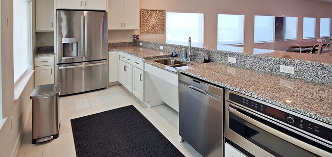 Building Photo - For rent condo Space Coast River Front