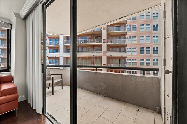 Building Photo - 3525 Sage Rd