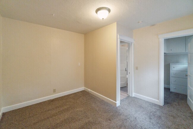 Building Photo - Single Family Home on Spokanes Sought Afte...