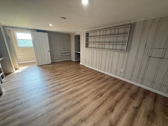 Building Photo - Charming 4-Bedroom Home in Forest Park, GA...