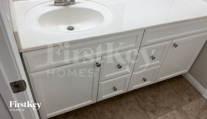 Building Photo - 6455 Haypress Ct